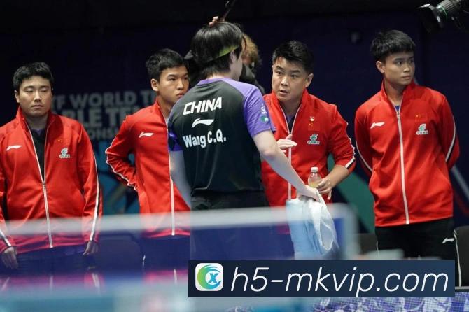 涅波姆尼亚奇棋风解析与现代国际象棋战略技巧全解